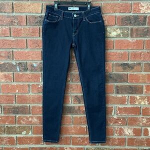 Levi’s Legging Dark Wash Blue Jeans
